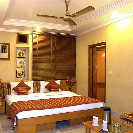 Hotel Singh International Delhi Zewnętrze zdjęcie