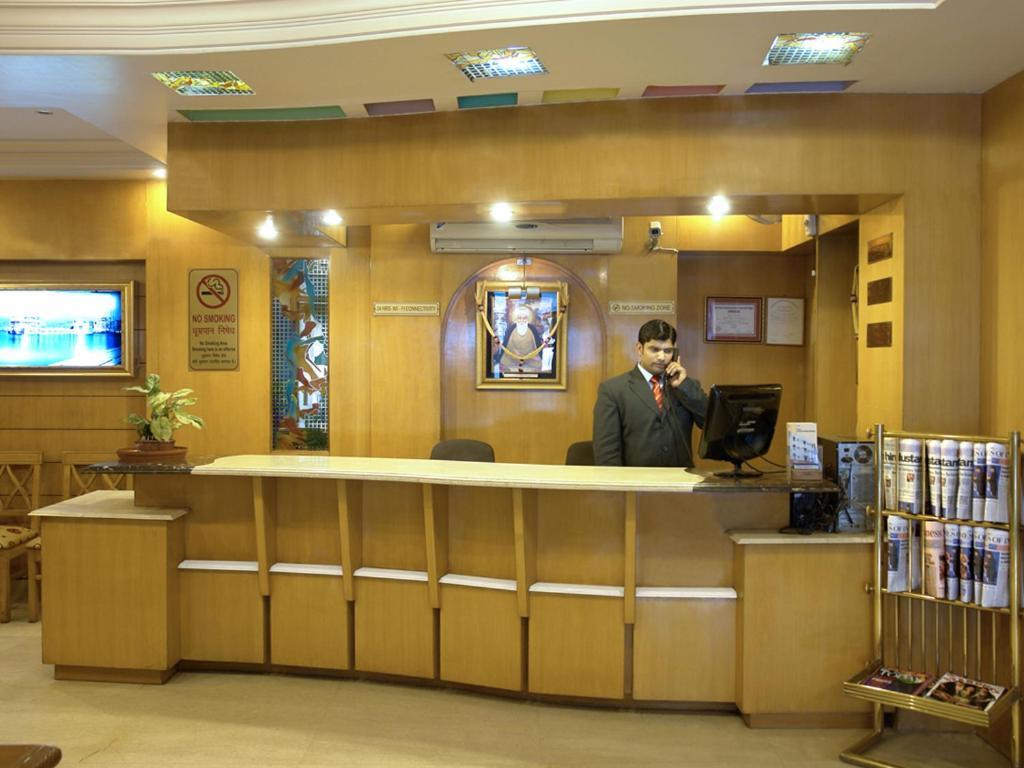Hotel Singh International Delhi Zewnętrze zdjęcie