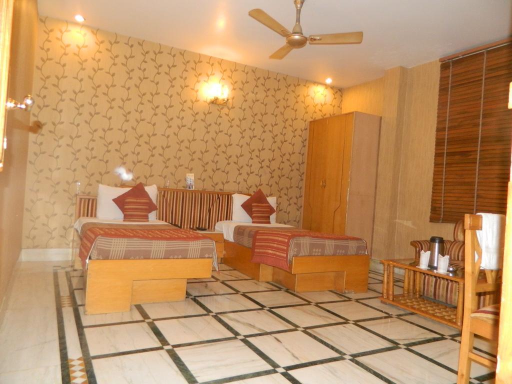 Hotel Singh International Delhi Zewnętrze zdjęcie